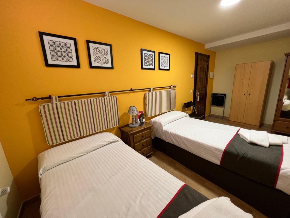 Hostal La Colmena Vicolozano Buitenkant foto