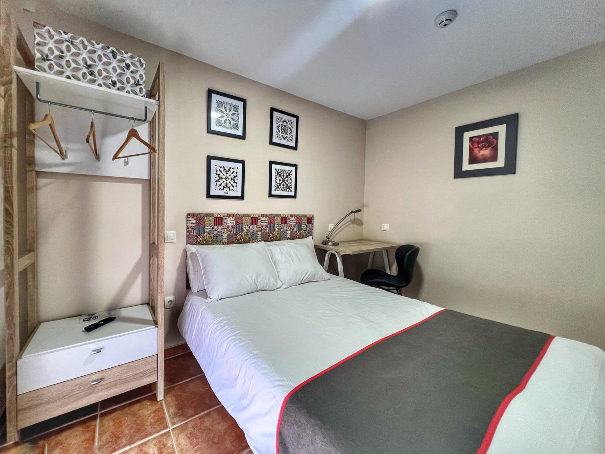 Hostal La Colmena Vicolozano Buitenkant foto