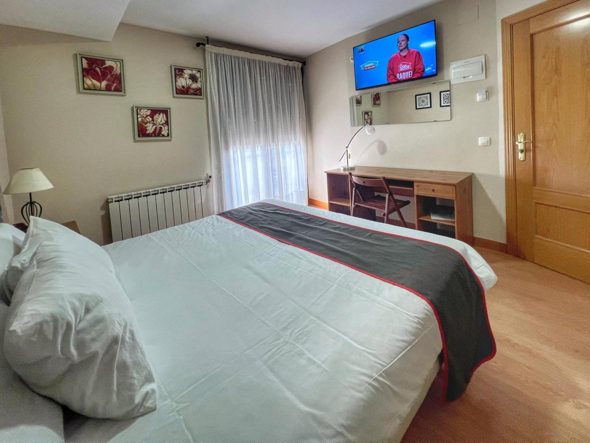 Hostal La Colmena Vicolozano Buitenkant foto