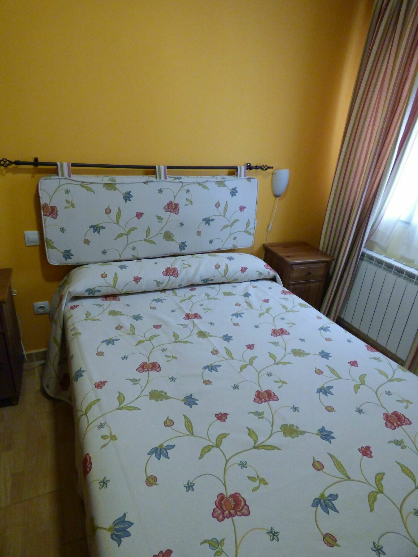 Hostal La Colmena Vicolozano Buitenkant foto