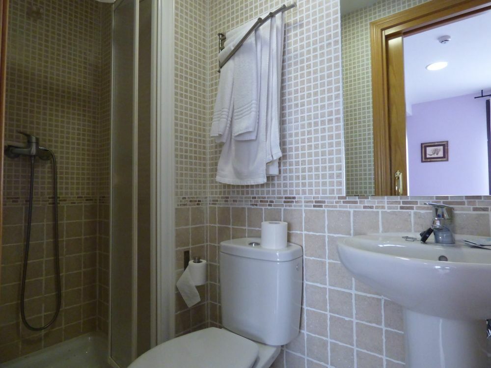 Hostal La Colmena Vicolozano Buitenkant foto